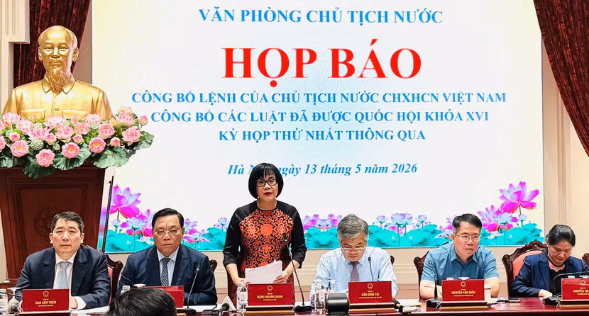 hoang-oanh.jpg