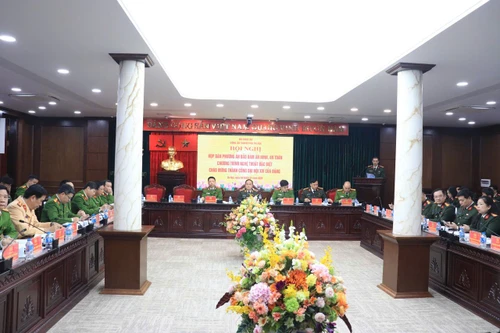 Công an Thủ đô triển khai đồng bộ các giải pháp bảo đảm an ninh, trật tự phục vụ Đại hội XIV của Đảng