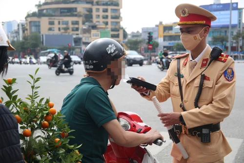 Ngày cuối của năm, trên 2.500 lái xe vi phạm nồng độ cồn bị xử phạt 