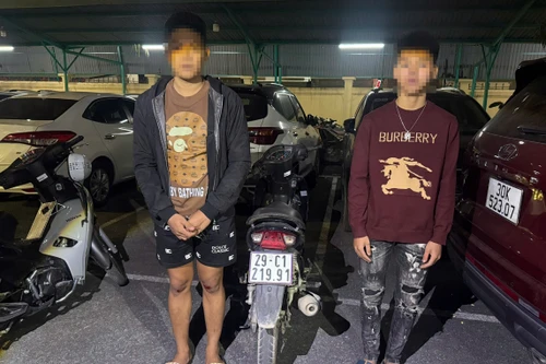 Mua xe không giấy tờ trên Facebook, hai thanh niên bị 141 phát hiện