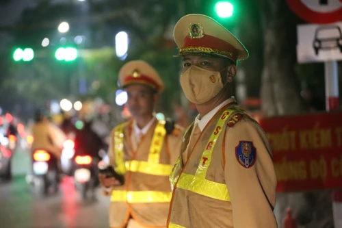 CSGT Hà Nội “xuyên Tết” vì Thủ đô bình yên