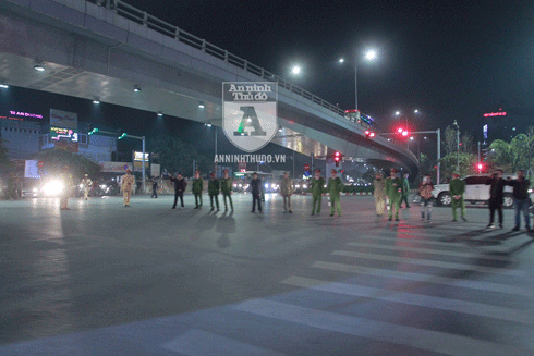 [TRỰC TIẾP] Chào đón những "người hùng" làm nên chiến thắng lịch sử tại SEA Games 30 ảnh 9