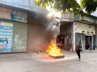 Hình ảnh lửa bao trùm kho xưởng ở tình huống giả định tại xã Chàng Sơn