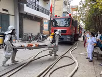 Hình ảnh lửa bao trùm kho xưởng ở tình huống giả định tại xã Chàng Sơn