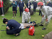 Tiếp cận tòa nhà bằng xe chuyên dụng, cứu người trong tình huống cháy giả định ở căn hộ Vinhomes Symphony