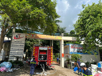 Những hình ảnh lính cứu hỏa nỗ lực cứu tài sản, chữa cháy tại huyện Gia Lâm