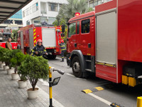  Điều xe thang đến xử lý sự cố cháy giả định tại Bệnh biện Việt - Pháp