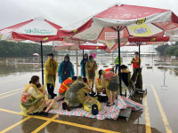 Xe thang chuyên dụng cứu người tại Trung tâm thương mại Aeon Mall Long Biên ở tình huống giả định