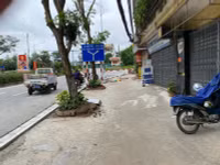 Những hình ảnh trước khi thực hiện quy định 'hàng ăn chỉ bán mang về', gội đầu, cắt tóc ngừng hoạt động