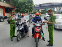 Hiệu quả chốt sàng lọc, hướng dẫn người dân thực hiện quy định phòng chống dịch Covid-19