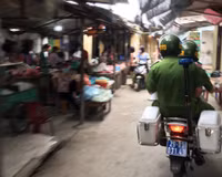 Công an huyện Đông Anh tập trung cao độ, ứng trực phòng ngừa Covid-19 tại các điểm công cộng