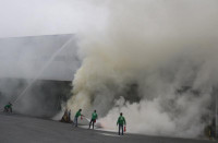 Lửa khói bao trùm khu Công nghiệp Phú Nghĩa, trong tình huống diễn tập tìm kiếm cứu nạn