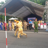 Hình ảnh so tài dập lửa, cứu nạn của các Tổ liên gia an toàn PCCC