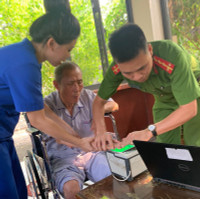 Tây Hồ là quận đầu tiên của Hà Nội hoàn thành chỉ tiêu thu nhận hồ sơ cấp CCCD