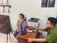 Tây Hồ là quận đầu tiên của Hà Nội hoàn thành chỉ tiêu thu nhận hồ sơ cấp CCCD