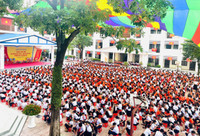 Gần 2.000 thầy và trò trường Đông Hội trải nghiệm kỹ năng sinh tồn trong hỏa hoạn