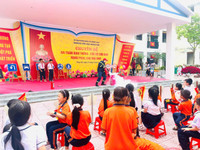 Gần 2.000 thầy và trò trường Đông Hội trải nghiệm kỹ năng sinh tồn trong hỏa hoạn