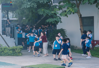 Cảnh sát phòng cháy hướng dẫn thầy và trò trải nghiệm kỹ năng an toàn trong hoả hoạn