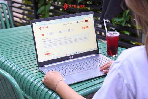 PTE LIFE: Trung tâm luyện thi chứng chỉ PTE 30 uy tín