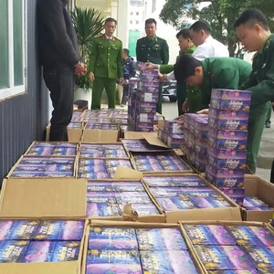 Tin Podcast ngày 23-1-2026: Bắt giữ đối tượng đập kính ô tô, trộm tài sản tại chung cư; bắt giữ đối tượng vận chuyển hơn 1 tấn pháo hoa nổ từ Lào về Việt Nam