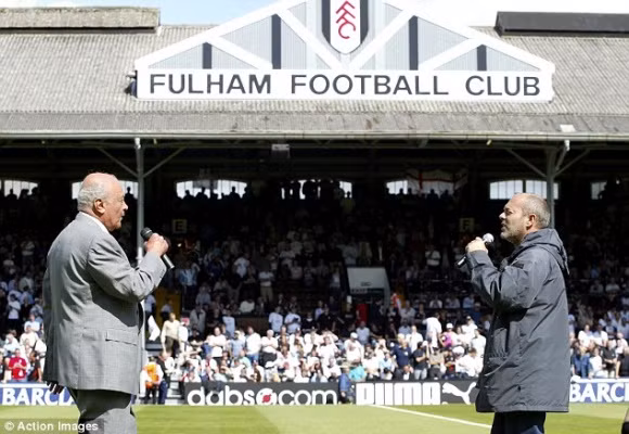 Fulham làm buồn lòng nữ minh tinh thích “ở trần” Margot Robbie ảnh 6