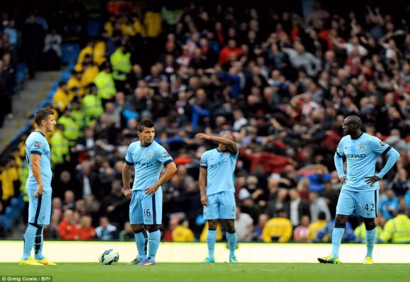 Màn bứt tốc siêu đẳng của cựu cầu thủ M.U khiến Man City ôm hận ảnh 5