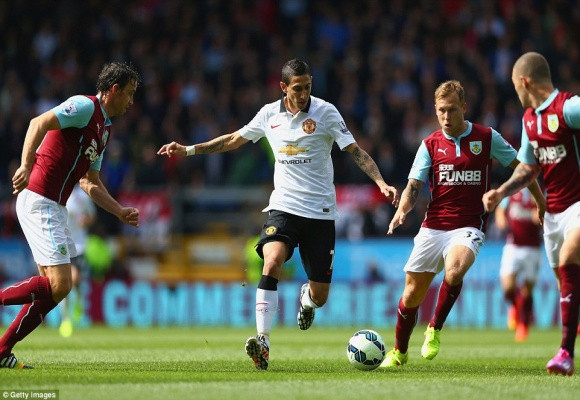 Những pha bóng ấn tượng trong ngày ra mắt của Di Maria ảnh 2