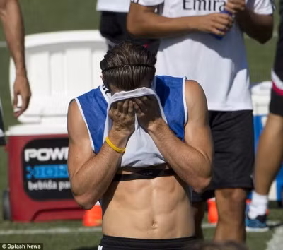 Ảnh chế hài hước “Ngũ hổ tướng” béo phì của Real ảnh 3