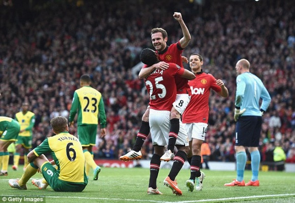 Giggs ra mắt ấn tượng, M.U thắng 4 sao trước Norwich ảnh 3