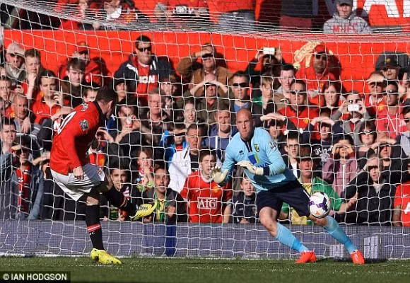 Giggs ra mắt ấn tượng, M.U thắng 4 sao trước Norwich ảnh 2