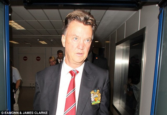 Chùm ảnh: Các người hùng M.U trở về sau vinh quang trên đất Mỹ ảnh 2 Chùm ảnh: Các người hùng M.U trở về sau vinh quang trên đất Mỹ ảnh 2