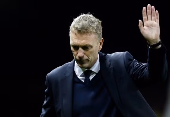 BLĐ M.U chính thức lên tiếng về thông tin sa thải David Moyes ảnh 1