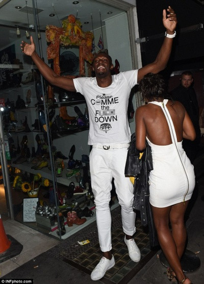 “Tia chớp đen” Usain Bolt gãy răng sau đêm “ăn chơi, thác loạn” ở London ảnh 2