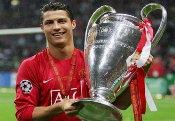 Louis van Gaal kém cả David Moyes, M.U còn cần CR7 làm gì ? ảnh 6