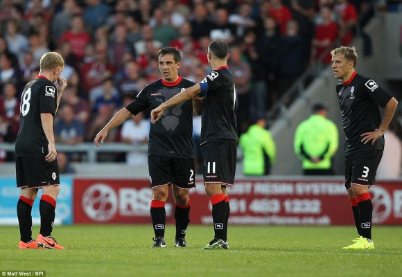 Giggs lập siêu phẩm trong ngày “Thế hệ vàng” 92 của M.U thua thảm ảnh 6