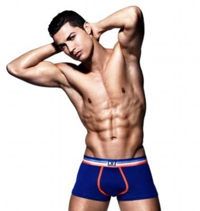 Rô “điệu” phát động chiến dịch "khoe thân" trên toàn thế giới ảnh 4 Rô “điệu” phát động chiến dịch "khoe thân" trên toàn thế giới ảnh 4