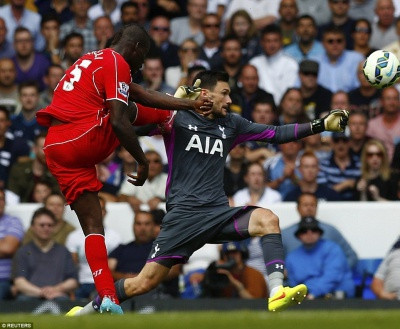 Bỏ lỡ nhiều cơ hội ngon ăn, Balotelli vẫn ra mắt hoàn hảo trong màu áo Liverpool ảnh 2