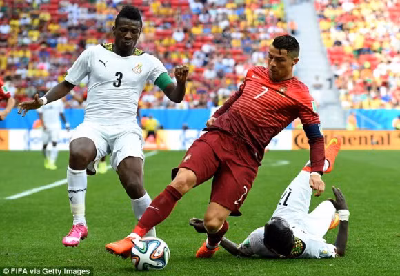 Ronaldo lập công… "đưa" tuyển Mỹ vào vòng trong cùng "xe tăng" Đức ảnh 2