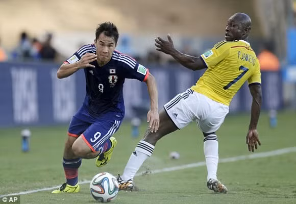 Colombia “vô đối” ở bảng C, Hy Lạp giành vé kịch tính ở phút bù giờ ảnh 2