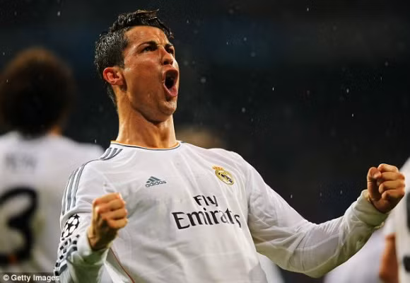 Real mạo hiểm La Liga vì Decima ảnh 1