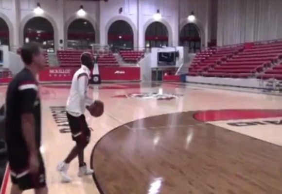 “Siêu quậy” Balotelli chia tay bóng đá? ảnh 1