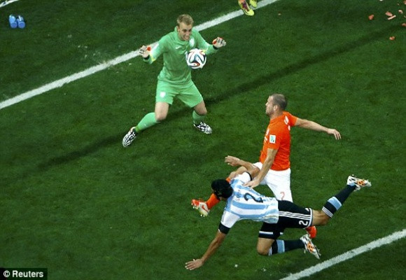 Sau 24 năm chờ đợi, Argentina vào chung kết gặp Đức ảnh 8