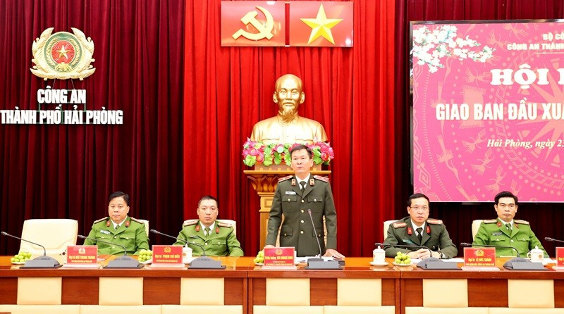 Thiếu tướng Bùi Quang Bình, Ủy viên BTV Thành ủy, Bí thư Đảng ủy, Giám đốc CATP gửi lời Chúc mừng năm mới đến toàn thể CBCS toàn lực lượng CATP