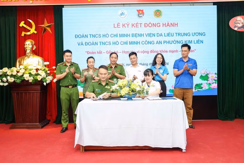 Đại diện hai đơn vị ký kết phối hợp