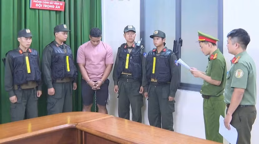 Vụ nổ súng bắn người nước ngoài tại phường Bến Thành: Hai đối tượng gây án mang quốc tịch Samoan ảnh 7