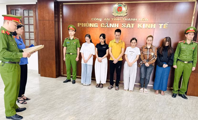 Cơ quan Cảnh sát điều tra Công an tỉnh Thanh Hóa thi hành Quyết định khởi tố vụ án, khởi tố bị can.