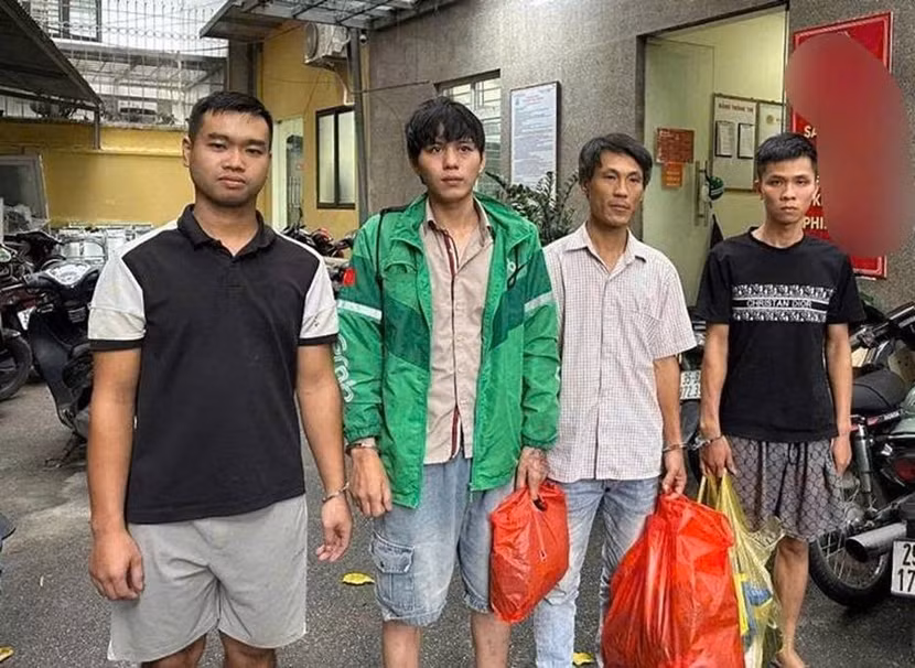 Nhóm đối tượng bị bắt giữ