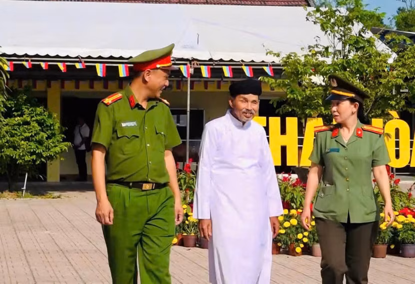Công an cơ sở chủ động bảo đảm an ninh trật tự cho ngày hội bầu cử