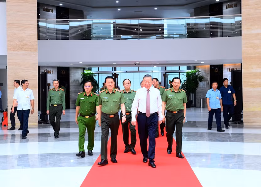 Tổng Bí thư, Chủ tịch nước Tô Lâm đến dự và chỉ đạo Hội nghị Đảng ủy Công an Trung ương
