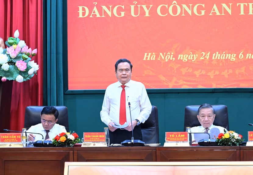 Chủ tịch Quốc hội Trần Thanh Mẫn phát biểu chỉ đạo tại Hội nghị.